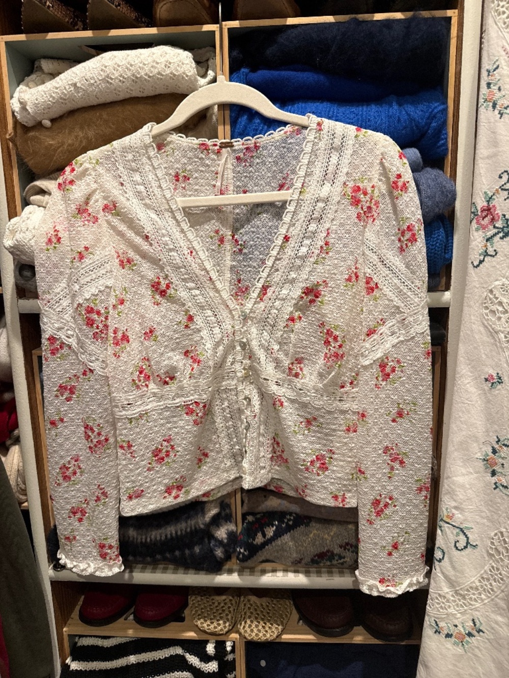 NWOT Free People floral lace top (M)